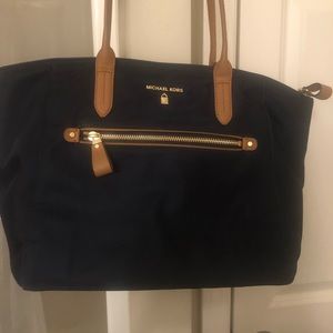 Michael Kors Kelsey Nylon Large Tote